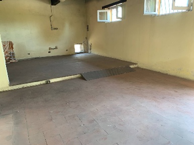 Foto Attività commerciale in via per camaiore II trav, Lucca di 53 m²