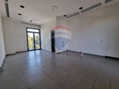 Foto Locale commerciale a Savignano sul Rubicone Centro di 46 m² in vendita
