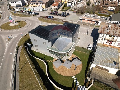 Foto Laboratorio in Via Venezia, Alpago Farra D'Alpago di 175 m² in affitto