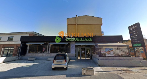 Foto Attività commerciale in Via Tiberio, Campobasso San Lorenzo di 340 m²