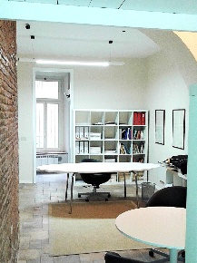 Foto Ufficio in Via Cialdini, Fabriano Centro di 50 m² con 1 locali