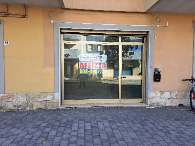 Foto Locale commerciale a Chieti di 57 m² con 1 locali in vendita
