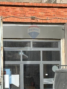 Foto Locale commerciale in Via Caronda, Catania Gioeni di 486 m² in vendita