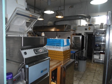 Foto Attività commerciale in Via Mare, San Benedetto del Tronto di 100 m²