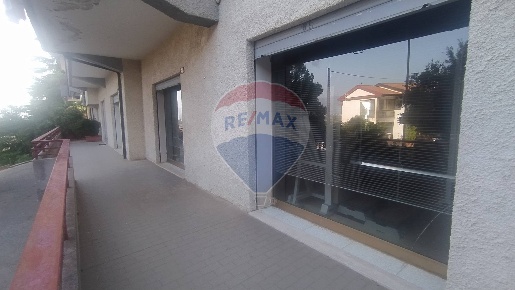 Foto Attività commerciale in via negroni, San Marco Argentano Centro