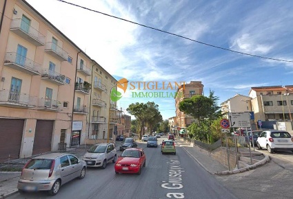 Foto Laboratorio in Via Garibaldi, Campobasso Semicentro di 90 m²