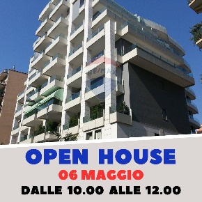 Foto Ufficio in Via Lucera, Bari Picone di 180 m² con 4 locali in affitto