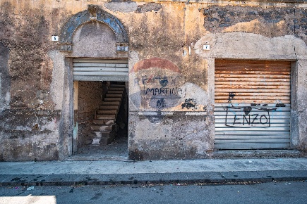 Foto Laboratorio in Via Dell' Oro, Catania Cibali di 87 m² con 2 locali