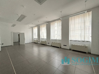Foto Ufficio in viale leonardo da vinci, Novara Sant'Agabio di 180 m²
