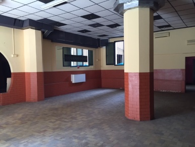 Foto Attività commerciale a Empoli di 800 m² con 8 locali in affitto