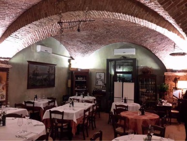 Foto Attività commerciale a Verona Centro Storico di 80 m² con 2 locali