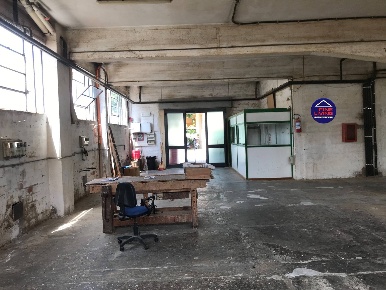 Foto Locale commerciale in VIA ISONZO, Pesaro Tombaccia di 300 m²
