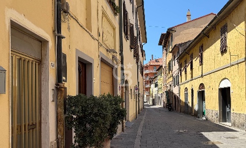Foto Appartamento in Via Vincenzo Gioberti, Orbetello Centro di 60 m²
