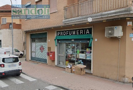 Foto Locale commerciale in Corso Rigola, Vercelli Semicentro di 50 m²