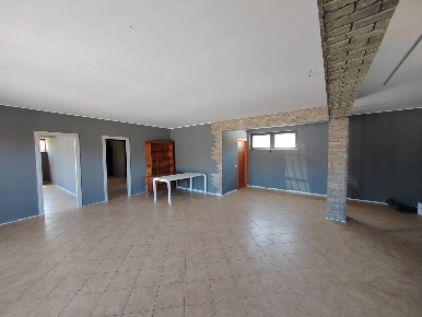 Foto Locale commerciale in Via San Francesco, Ceccano Farneta di 140 m²
