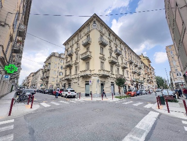 Foto Ufficio in Via San Secondo, Torino Crocetta di 230 m² con 7 locali