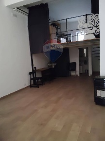 Foto Locale commerciale a Catania Rapisardi di 70 m² con 3 locali