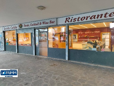 Foto Locale commerciale in VIA CASSIA, Roma Cassia - San Godenzo di 400 m²