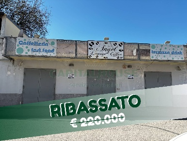 Foto Locale commerciale a Afragola di 88 m² con 1 locali in vendita