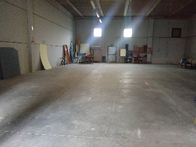 Foto Attività commerciale in Via Bologna, Collesalvetti La Chiusa di 450 m²