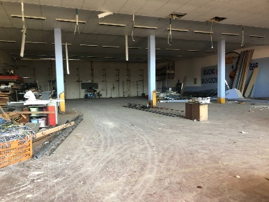 Foto Attività commerciale in Via Dei Barcaioli, Altopascio di 650 m²