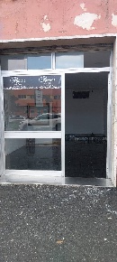 Foto Negozio in via Temistocle Calzecchi Onesti, Roma San Paolo di 31 m²