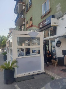 Foto Locale commerciale in Via Raimondello Orsini, Taranto di 36 m²