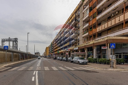 Foto Ufficio in Via Giuseppe Capruzzi, Bari Carrassi di 153 m² con 5 locali