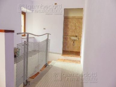 Foto Locale commerciale a Sant'Angelo in Vado di 50 m² con 2 locali