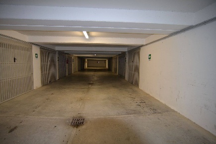 Foto Negozio in Via Enrico Toti, Loano Centro di 36 m² in vendita