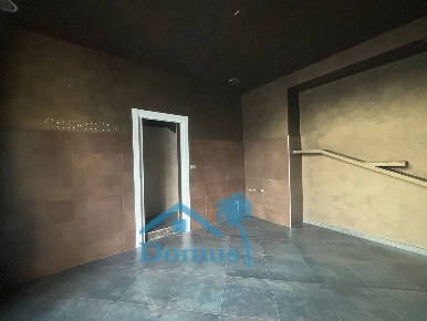 Foto Locale commerciale in Stradale Fenestrelle, Pinerolo di 25 m²