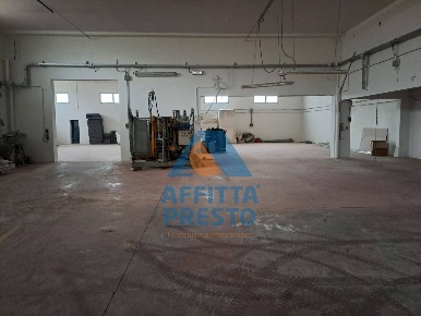 Foto Laboratorio a Empoli di 700 m² in affitto