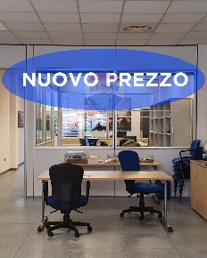Foto Ufficio in Via Quintino Sella, Bari Murat di 140 m² con 1 locali