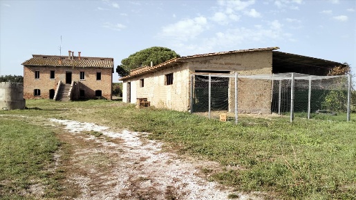 Foto Cessione attività in via Piana, Castiglione del Lago di 1000 m²