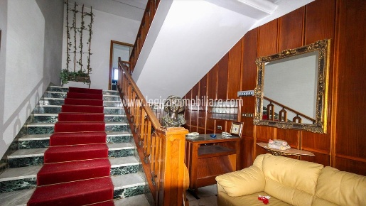 Foto Hotel in Viale della Libertà, Chianciano Terme Centro di 1300 m²