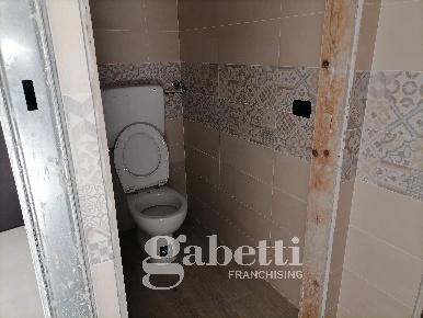 Foto Attività commerciale in via medici, Sant'Agata di Militello Centro