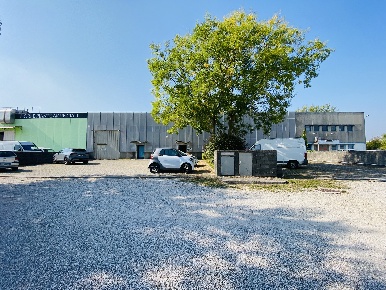 Foto Magazzino in baldasseria bassa 353 Udine, Udine di 800 m² in vendita
