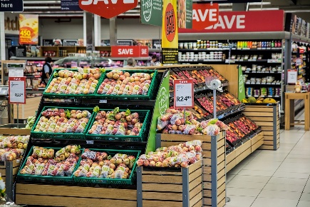Foto Attività commerciale a Roveredo in Piano Borgonuovo di 420 m²