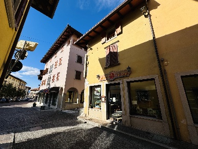Foto Hotel in diaz 1 tricesimo, Tricesimo Centro di 820 m² in vendita
