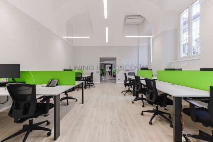 Foto Ufficio in Via Cappuccio 21, Milano Sant'Ambrogio di 330 m² in affitto