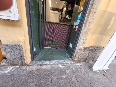 Foto Locale commerciale a Milano Ticinese di 13 m² con 1 locali in affitto