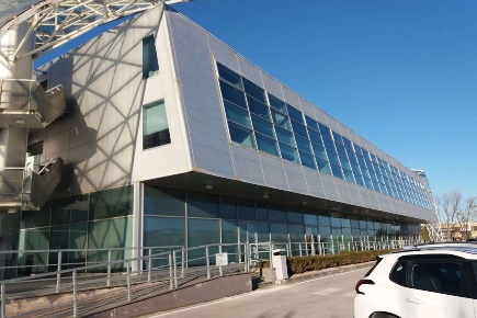 Foto Ufficio in Via dell'Industria 1, Osimo Scaricalasino di 120 m²