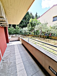 Foto Ufficio a Calenzano Centro di 75 m² con 2 locali in affitto