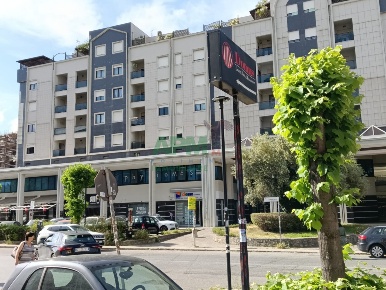 Foto Ufficio in VIA MARCONI 26, Rende Quattromiglia di 110 m² con 6 locali