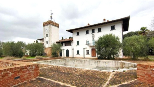 Foto Hotel in Via Fontanelle 7, Montopoli in Val d'Arno Marti di 1941 m²