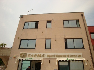 Foto Ufficio in via Martiri della Libertà 3, Castelfidardo Centro di 150 m²