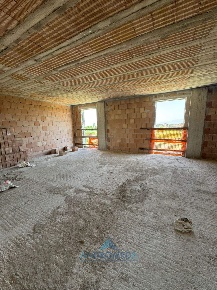 Foto Ufficio a San Marcellino di 320 m² con 8 locali in affitto