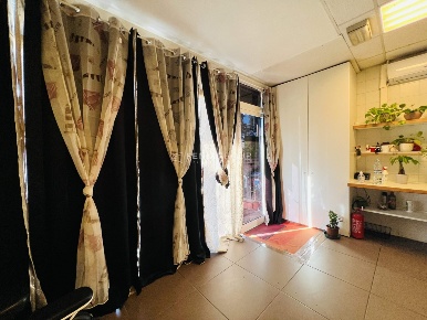 Foto Negozio in Via Sorio 84, Padova San Giuseppe - San Giovanni di 105 m²