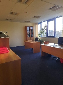 Foto Ufficio a Pistoia Pistoia Ovest di 150 m² in affitto