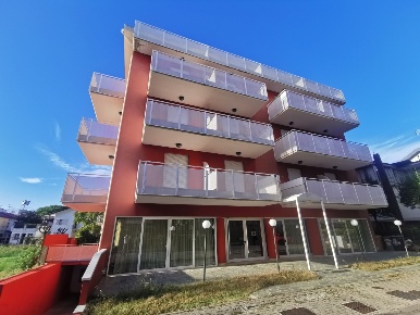 Foto Hotel in Via D'Azeglio 10, Riccione Papini - Oltremare di 1440 m²
